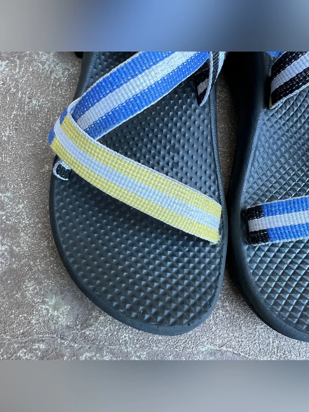 Chaco Kids Sandals in Black with Blue & Yellow Straps Sz 2